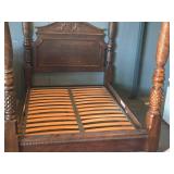 Queen Size Wood 4-Post Bed Frame Queen Size Wood 4-Post Bed Frame