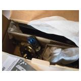 Schlage One Piece Handleset / Entrance Lock FCT59 LAT 622 CEN (in original box) Schlage One Piece Handleset / Entrance Lock FCT59 LAT 622 CEN (in original box)