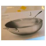 William Sonoma 7.5-Quart Stainless Steel Wok (in original box) William Sonoma 7.5-Quart Stainless Steel Wok (in original box)