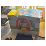 Giant Rainbow theme Sprinkler & Beach Ball (in original box) Giant Rainbow theme Sprinkler & Beach Ball (in original box)
