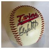 Kirby Puckett Signed Minnesota Twins Logo Baseball With Case Kirby Puckett Signed Minnesota Twins Logo Baseball With Case