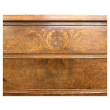 Vintage Wood Bow Front 4-Drawer Dresser with Brass Pulls Vintage Wood Bow Front 4-Drawer Dresser with Brass Pulls