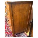 Vintage Wood Bow Front 4-Drawer Dresser with Brass Pulls Vintage Wood Bow Front 4-Drawer Dresser with Brass Pulls