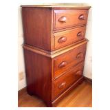 Vintage Wooden Chest of Drawers Vintage Wooden Chest of Drawers