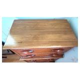 Vintage Wooden Chest of Drawers Vintage Wooden Chest of Drawers