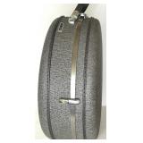 American Tourister Tri-Taper Vintage Round Hat Box Case American Tourister Tri-Taper Vintage Round Hat Box Case