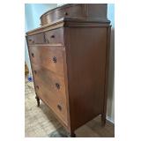 Antique Tiger Oak Bow Front Chest of Drawers with Brass Hardware Antique Tiger Oak Bow Front Chest of Drawers with Brass Hardware