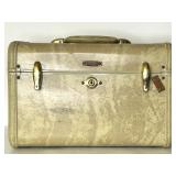 Stone Necklace & Pendant, Bracelet, Travel Case & Briefcase Stone Necklace & Pendant, Bracelet, Travel Case & Briefcase