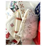 Assorted Embroidered and Lace Vintage Linens Lot with Tote Bag Assorted Embroidered and Lace Vintage Linens Lot with Tote Bag