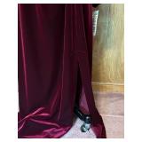 Robbie Bee Maroon Dress & Positive Attitudes 2-Piece Suit & Onyx Size 20 Dress Robbie Bee Maroon Dress & Positive Attitudes 2-Piece Suit & Onyx Size 20 Dress