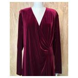 Robbie Bee Maroon Dress & Positive Attitudes 2-Piece Suit & Onyx Size 20 Dress Robbie Bee Maroon Dress & Positive Attitudes 2-Piece Suit & Onyx Size 20 Dress