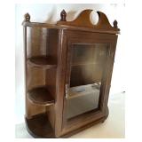 Vintage Wall-Mount Display Cabinet with Glass Door and Side Shelves Vintage Wall-Mount Display Cabinet with Glass Door and Side Shelves