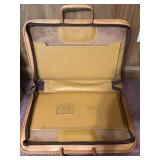 Bulk Office Supplies: Paper Pads, File Folders, Accordion File, Briefcase, Organizers Bulk Office Supplies: Paper Pads, File Folders, Accordion File, Briefcase, Organizers