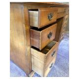 Wood Office Desk with 8 Drawers and Brass Handles Wood Office Desk with 8 Drawers and Brass Handles