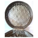 American Tourister Tri-Taper Vintage Round Hat Box Case American Tourister Tri-Taper Vintage Round Hat Box Case