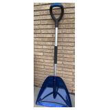 Garden Tool Bundle: Black+Decker Hedge Trimmer, Fiskars Weeder, Pruners, Gloves Garden Tool Bundle: Black+Decker Hedge Trimmer, Fiskars Weeder, Pruners, Gloves