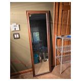 Large Up Right Mirror, Very Nice Quality