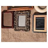 Nice Quality Decorative Picture Frames and Clocks