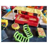 Vintage Fisher Price Toy Lot Of All Types   fun Vintage Toy Lot
