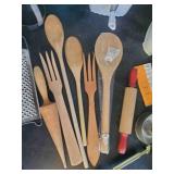 Misc Kitchen Accessories Vintage Swing A Way Ice Crusher, Veg-o-Matic and much more