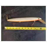 Large Buchertail Lure in Good Condition Musky?