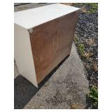 Great Solid Dresser with 4 Drawers and one Cabinet side