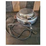 Vintage General Electric Waffle iron in good condition