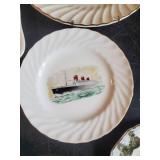 Vintage Décor Plate Lot,