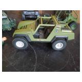 5 Gi Joe Action Figures & Various Gi Joe Jeeps Cobra Stinger V.A.M.P. Mark II, Gi Joe VAMP Attack Vehicle and more