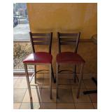 COMMERCIAL HIGHTOP ROUND DINING TABLE W/ HIGHTOP CHAIRS (2)