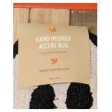 HAND HOOKED ACCENT RUG GHOST HALLOWEEN THEME