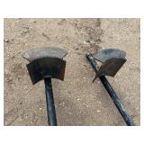 Attachment for lifting or moving possibly pipes