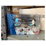 Sunglasses, approximately 2,000. Note: All merchandise is new