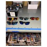 Sunglasses, approximately 1000. Note: All merchandise is new