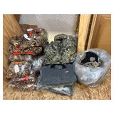 Camo hunting jackets and hats