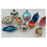 Vintage Christmas Ornaments & Mixed Shapes