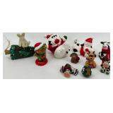 Vintage Country Christmas Santa Sleigh & Sign with Mini Figures