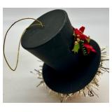 Holiday Decor Lot: Frosted Candle Holder w/S, Crackle Ornament & Garland