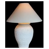 FR - Textured White Ceramic Table Lamp with Shade