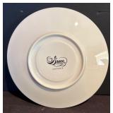 DR - Vintage Grace Concerto Fine China Dinnerware Set with Floral Embossed Pattern