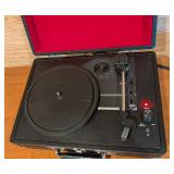LL - Crosley CR8005A-BK Portable Suitcase Turntable
