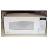 K - GE Profile Microwave Model PEM31DM1CC