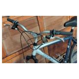 G - Trek 7100 Hybrid Bicycle with Flat Tires