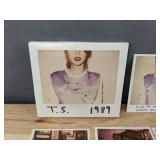Taylor Swift 1989 CD with Collectible Photos *C