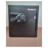 Sentry Floor Safe Model Model CSW4747 with keys and combination.