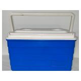 Igloo Picnic Basket Cooler with Handle and Cupholder Lid