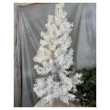 Christmas Trees, Christmas Decor, Tote with Lid