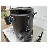 New Char-Broil Big Easy Oil-Less Gas Turkey Air Fryer