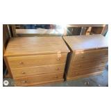 Pair of Oak 3-Drawer Bedroom Dressers