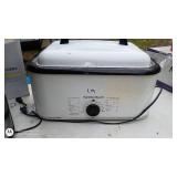 Bella Triple Slow Cooker with Box and Hamilton Beach Roaster Oven